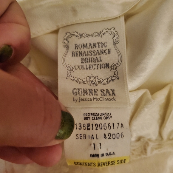 Vintage 70s Renaissance Gunne Sax Wedding Dress - Picture 10 of 13